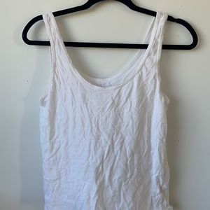 White tank